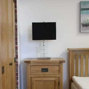 Lampa s tmavým stínítkem