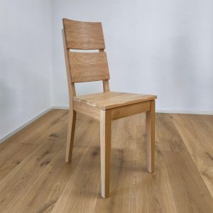 Kuchyňská židle z masivu